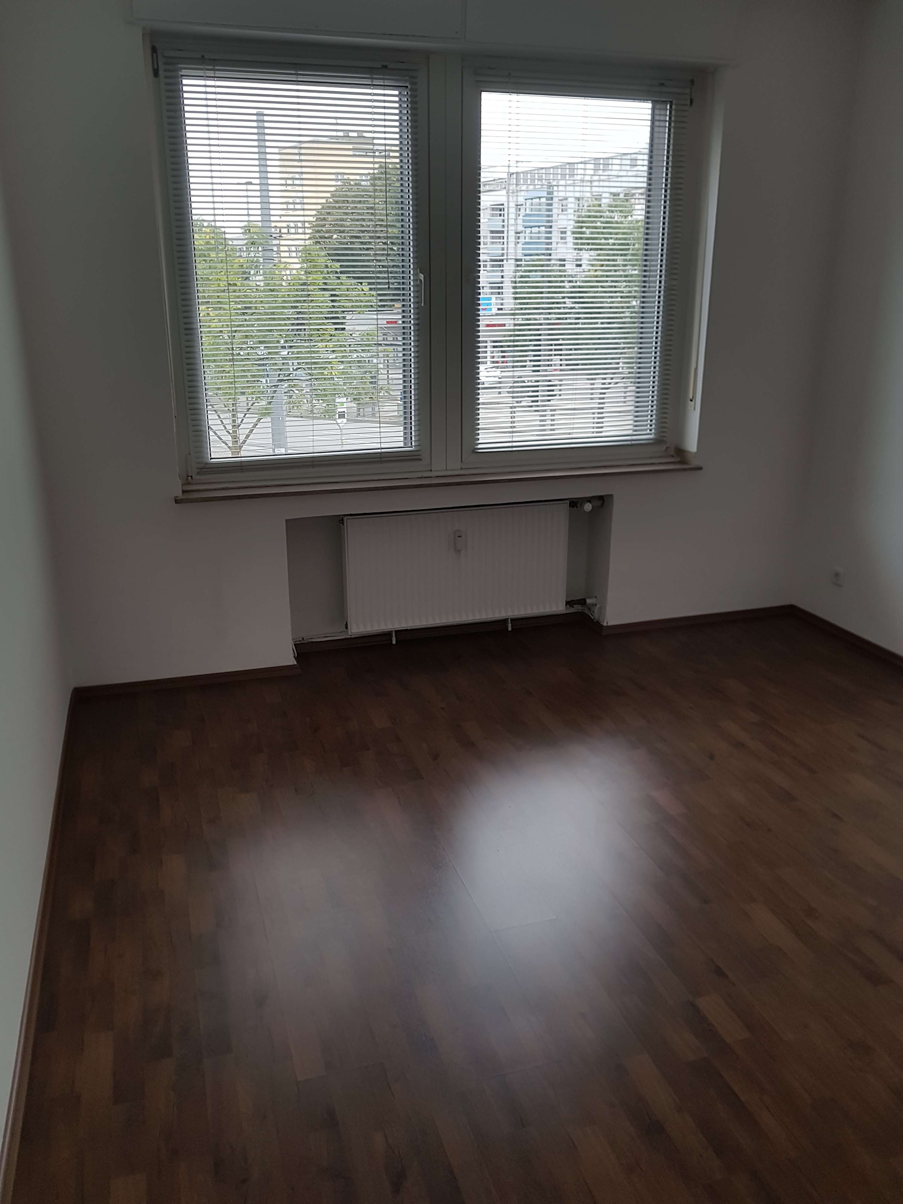 Bochum-Wattenscheid// Helle Büroeinheit zum 01.09.2026 zu vermieten